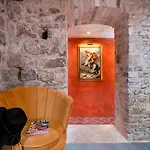 Casa Bonaparte Πούλα